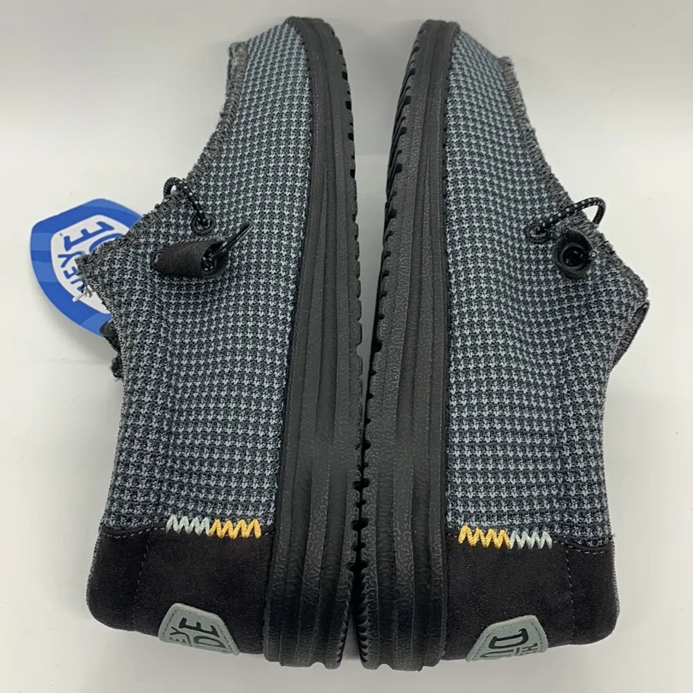 Hey Dude NEW Wally Sport Mesh Charcoal Gray 8 Slip-On Shoes Casual Minimalist